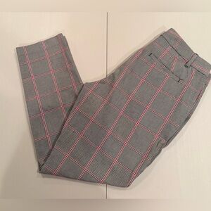GAP | ladies slim ankle plaid dress pants. Size: 8